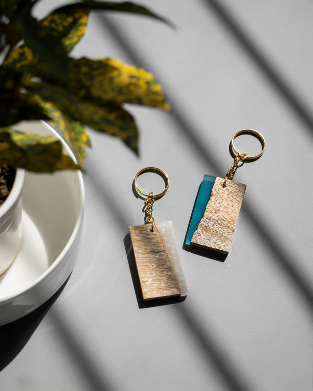 Island Paradise Wood - Epoxy Keychain - Silken